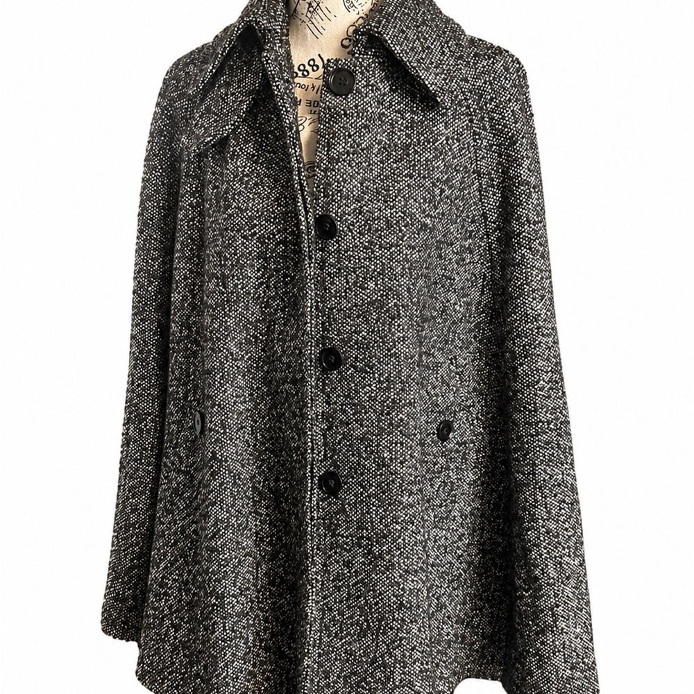 Jacob Black & White Tweed Cape Coat